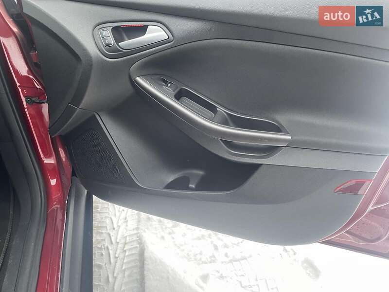 Седан Ford Focus 2015 в Києві