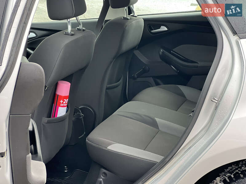 Универсал Ford Focus 2013 в Луцке фото 24 Универсал Ford Focus 2013 в Луцке