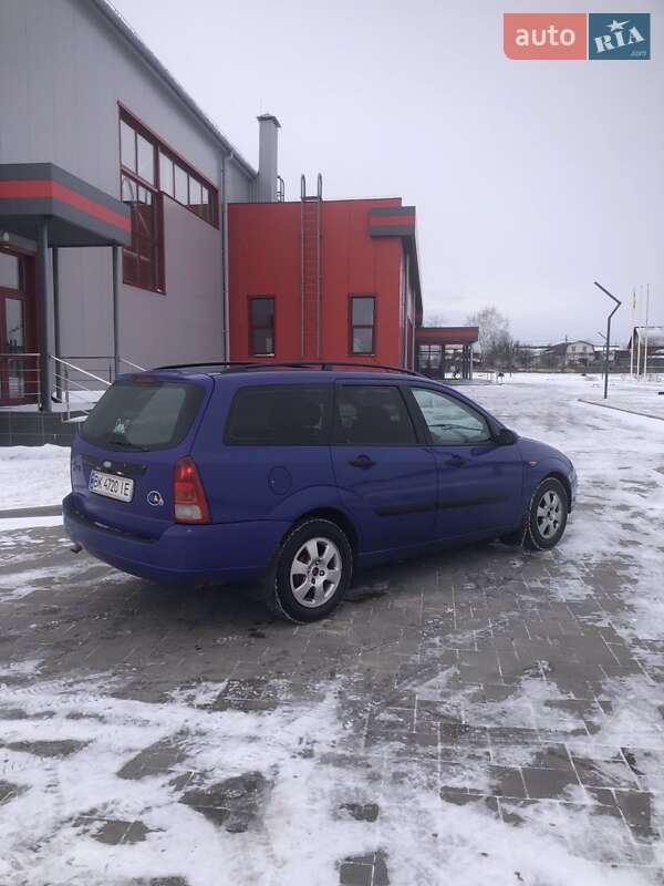 Универсал Ford Focus 2000 в Ровно