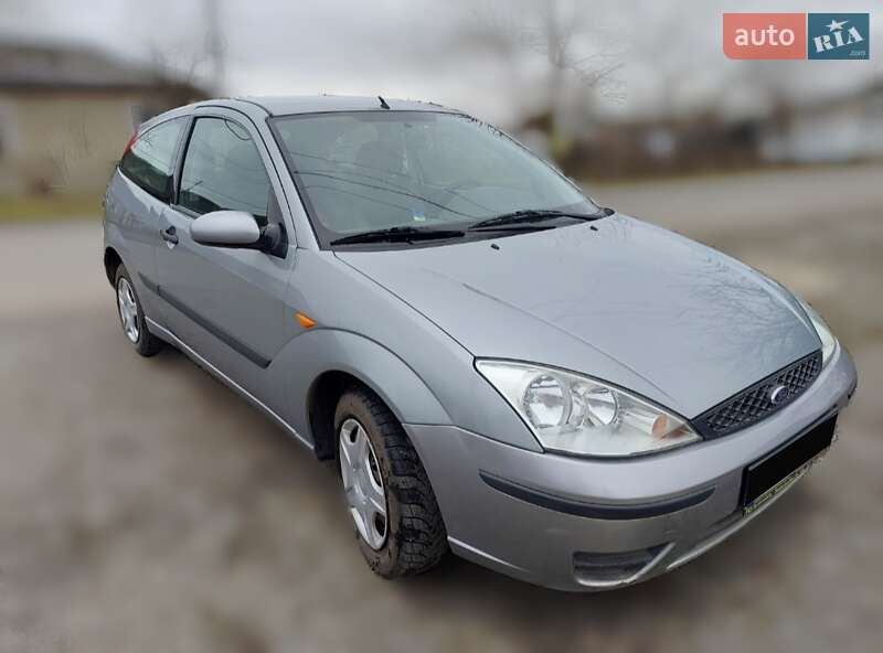 Хэтчбек Ford Focus 2002 в Староконстантинове