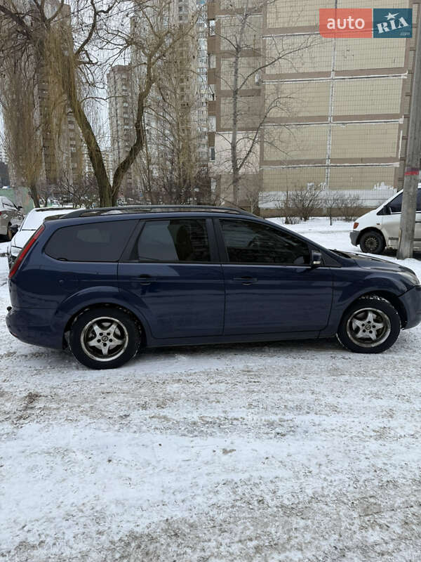 Універсал Ford Focus 2010 в Києві фото 12 Універсал Ford Focus 2010 в Києві