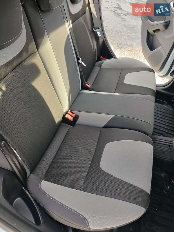 Хетчбек Ford Focus 2012 в Черкасах