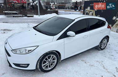 Хэтчбек Ford Focus 2015 в Киеве