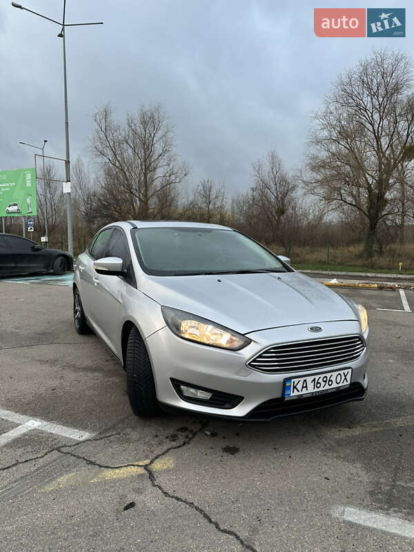 Седан Ford Focus 2018 в Киеве