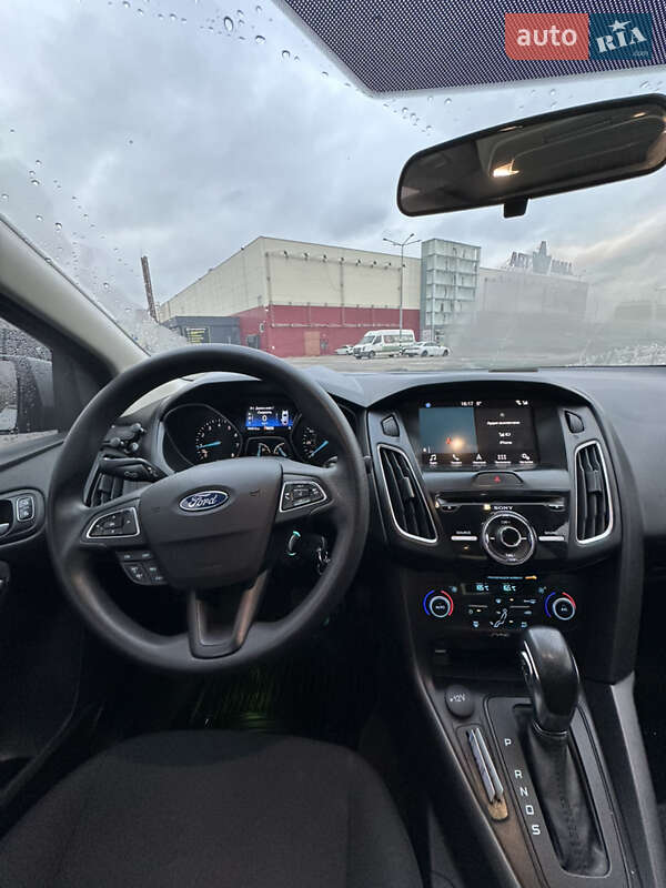 Седан Ford Focus 2018 в Киеве
