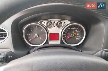 Универсал Ford Focus 2010 в Бурштыне