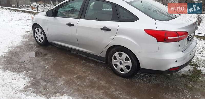 Седан Ford Focus 2016 в Ямполе