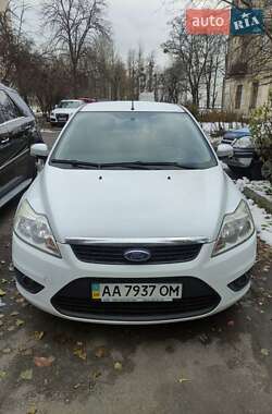 Хэтчбек Ford Focus 2011 в Киеве