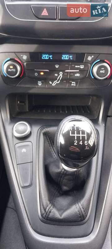 Седан Ford Focus 2015 в Днепре