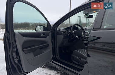 Універсал Ford Focus 2010 в Звягелі