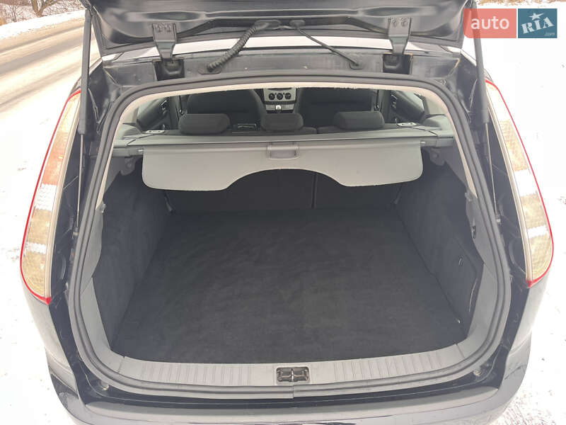 Универсал Ford Focus 2010 в Звягеле