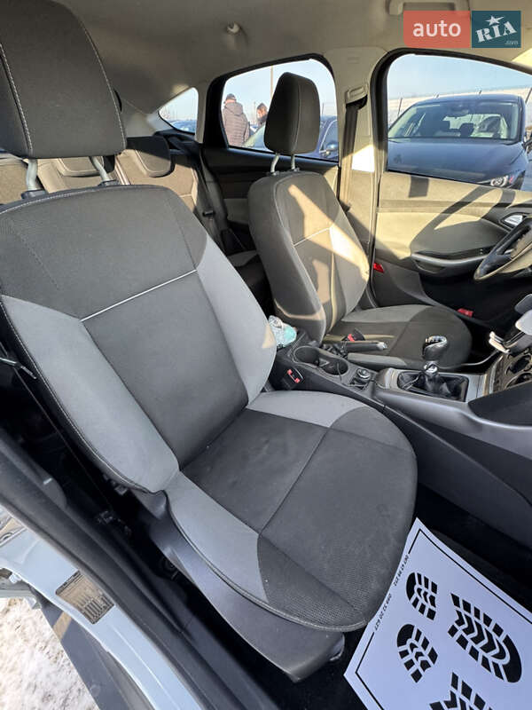 Хетчбек Ford Focus 2013 в Івано-Франківську