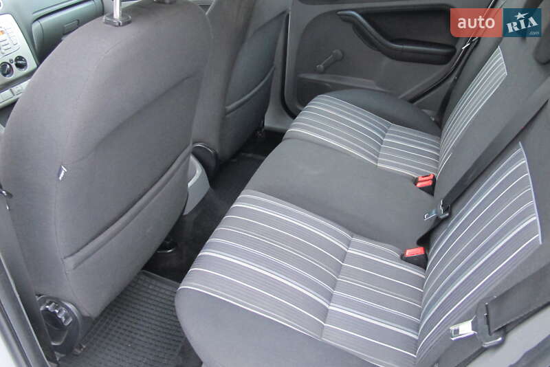 Универсал Ford Focus 2009 в Киеве