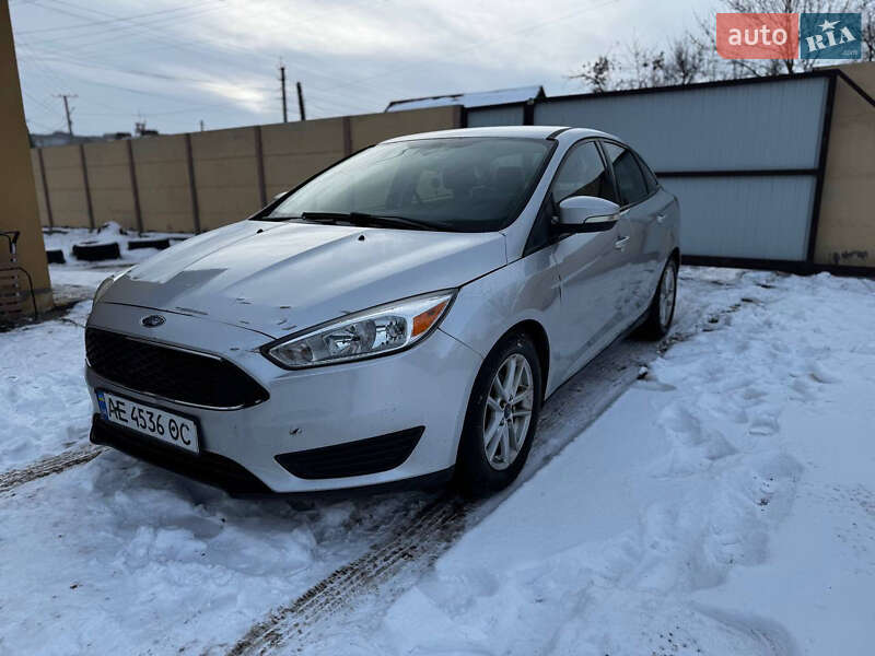 Седан Ford Focus 2015 в Новомосковске фото 3 Седан Ford Focus 2015 в Новомосковске