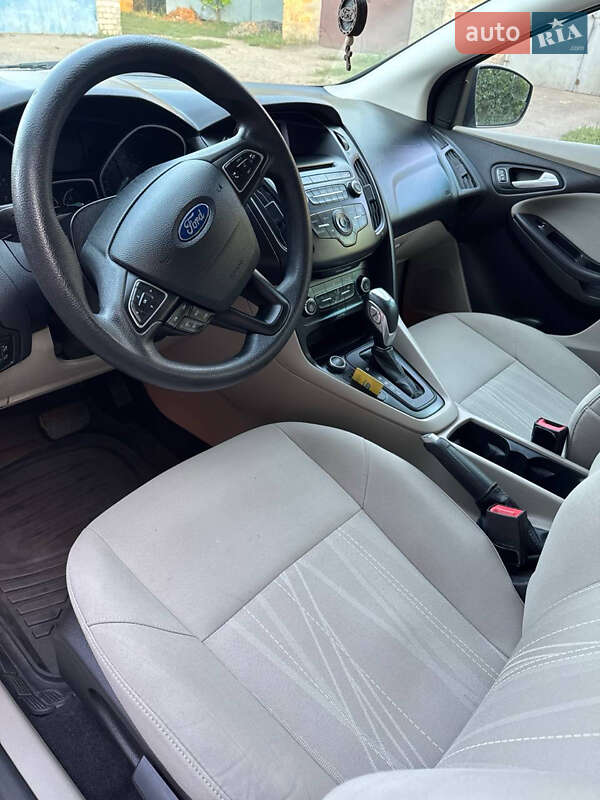 Седан Ford Focus 2015 в Новомосковске фото 10 Седан Ford Focus 2015 в Новомосковске