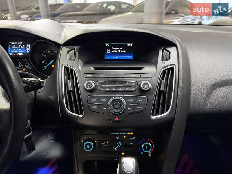 Хэтчбек Ford Focus 2015 в Одессе