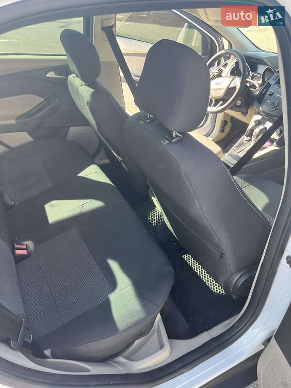 Седан Ford Focus 2015 в Киеве