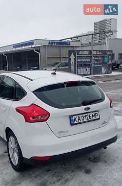 Хэтчбек Ford Focus 2016 в Киеве