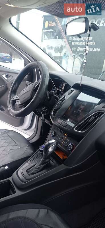 Хетчбек Ford Focus 2016 в Києві фото 6 Хетчбек Ford Focus 2016 в Києві