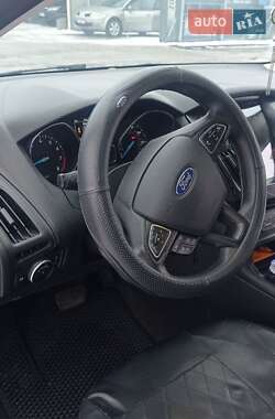 Хэтчбек Ford Focus 2016 в Киеве