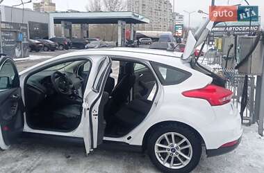 Хэтчбек Ford Focus 2016 в Киеве