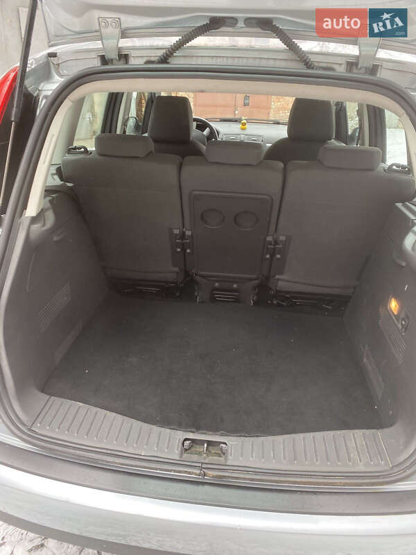 Універсал Ford Focus 2004 в Могилів-Подільському фото 8 Універсал Ford Focus 2004 в Могилів-Подільському