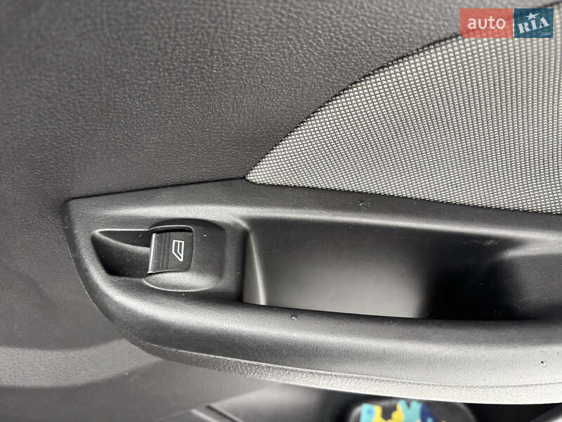 Універсал Ford Focus 2012 в Хоролі фото 18 Універсал Ford Focus 2012 в Хоролі