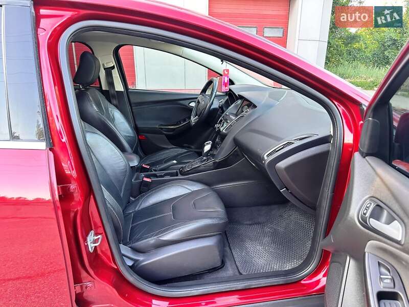 Хэтчбек Ford Focus 2016 в Запорожье