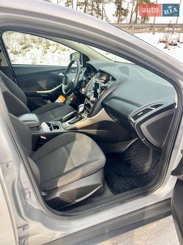 Хэтчбек Ford Focus 2011 в Житомире