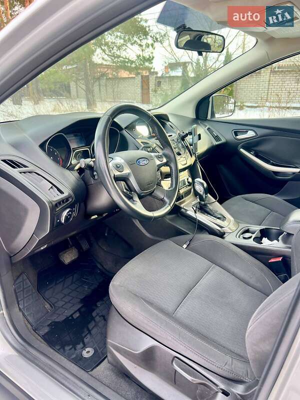 Хэтчбек Ford Focus 2011 в Житомире