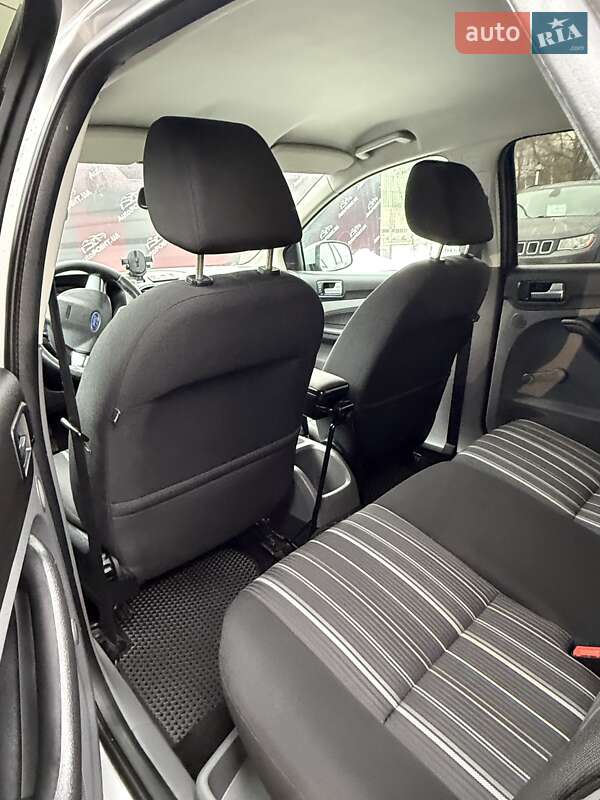 Хэтчбек Ford Focus 2009 в Сумах