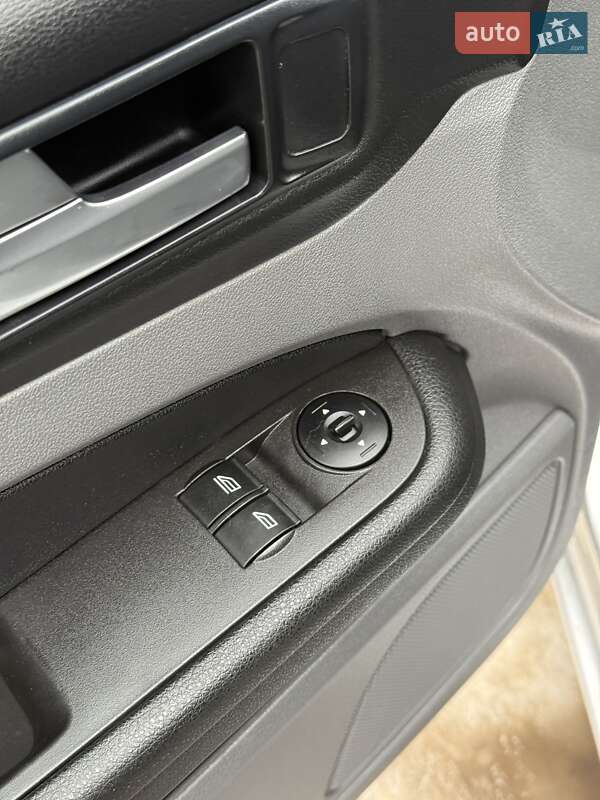 Хэтчбек Ford Focus 2009 в Сумах