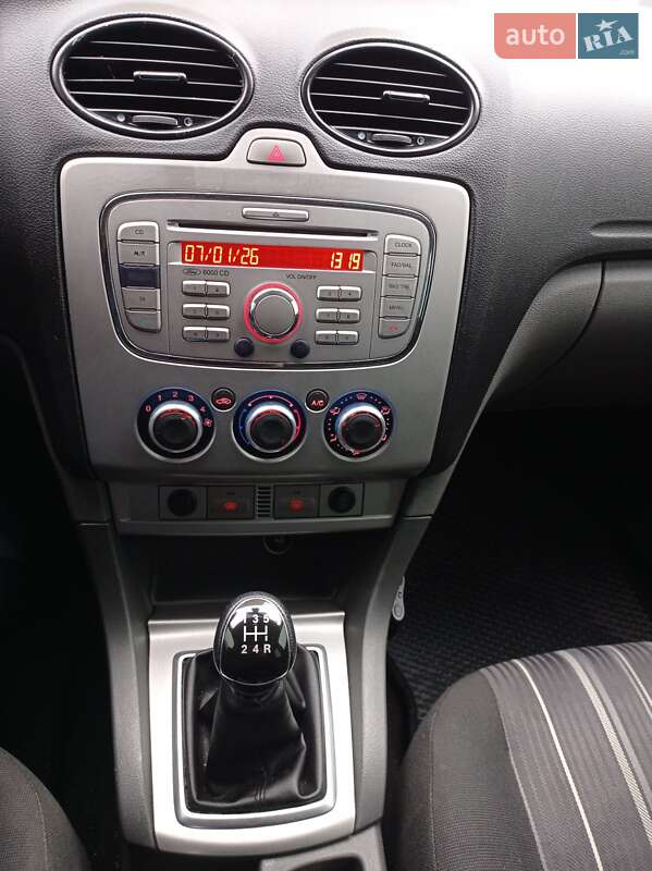 Універсал Ford Focus 2009 в Києві фото 15 Універсал Ford Focus 2009 в Києві