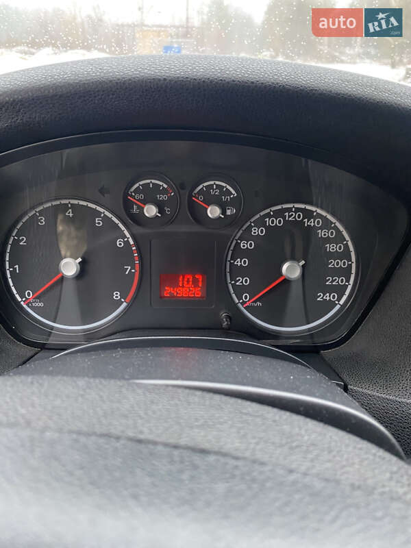 Хэтчбек Ford Focus 2007 в Переяславе фото 17 Хэтчбек Ford Focus 2007 в Переяславе