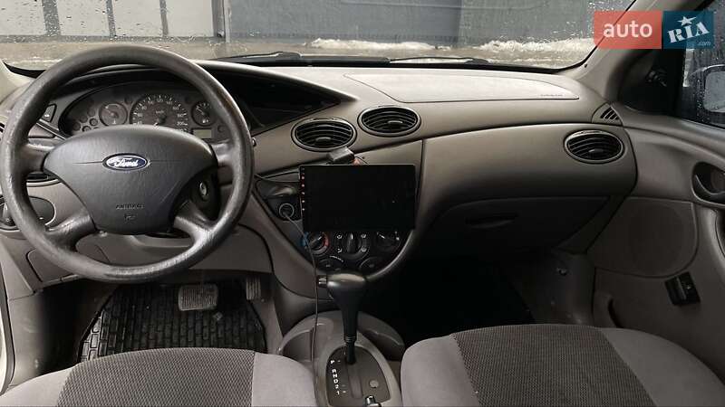 Седан Ford Focus 2003 в Дніпрі