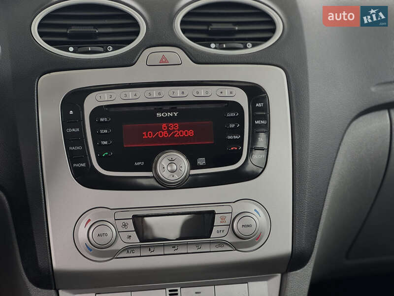 Хэтчбек Ford Focus 2008 в Староконстантинове