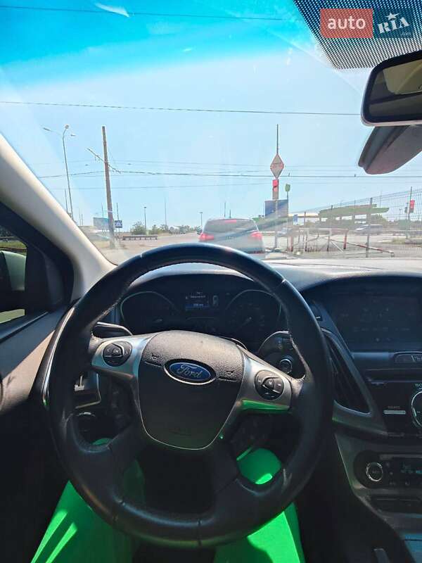 Хэтчбек Ford Focus 2011 в Одессе фото 5 Хэтчбек Ford Focus 2011 в Одессе