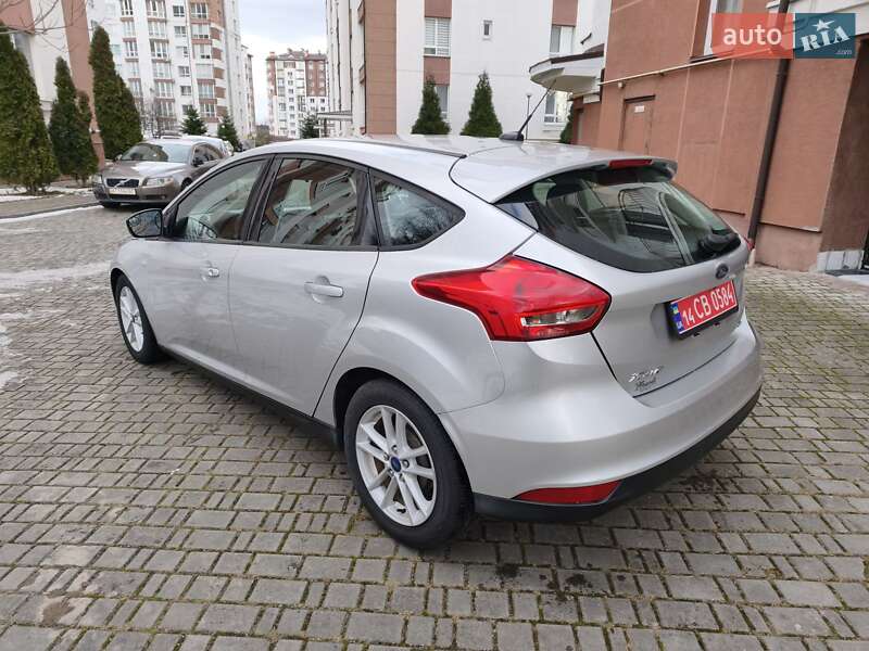 Хетчбек Ford Focus 2017 в Івано-Франківську
