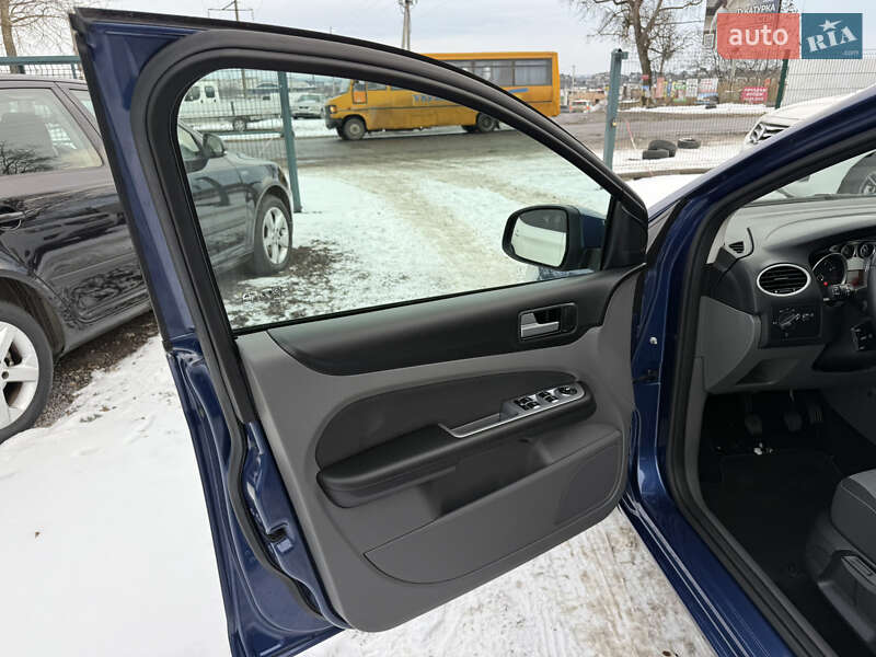Универсал Ford Focus 2010 в Ровно