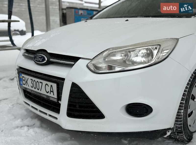 Универсал Ford Focus 2011 в Ровно