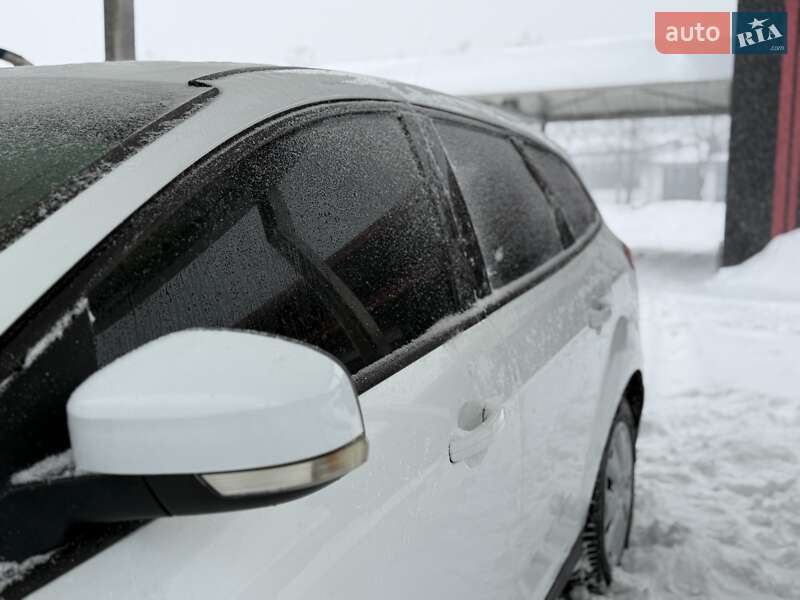 Универсал Ford Focus 2011 в Ровно