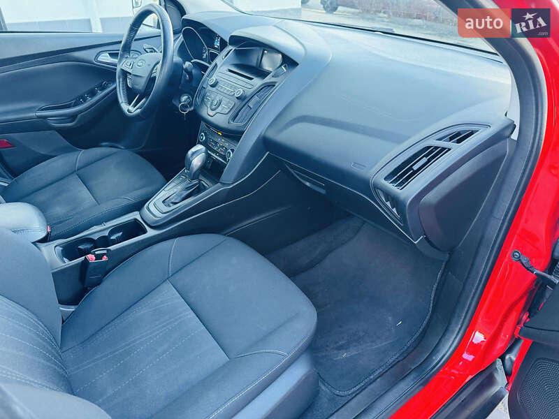 Седан Ford Focus 2016 в Києві