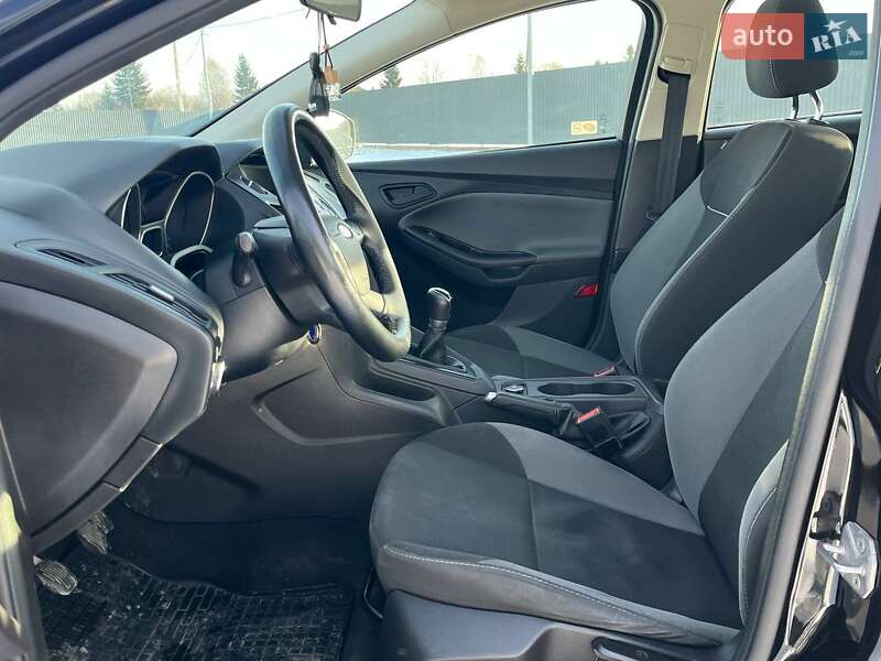 Седан Ford Focus 2013 в Львове фото 18 Седан Ford Focus 2013 в Львове