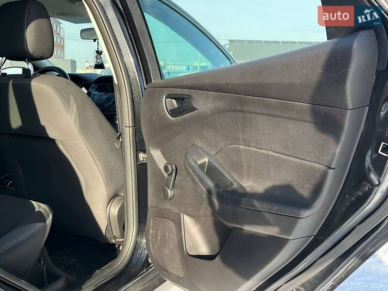 Седан Ford Focus 2013 в Львове фото 32 Седан Ford Focus 2013 в Львове