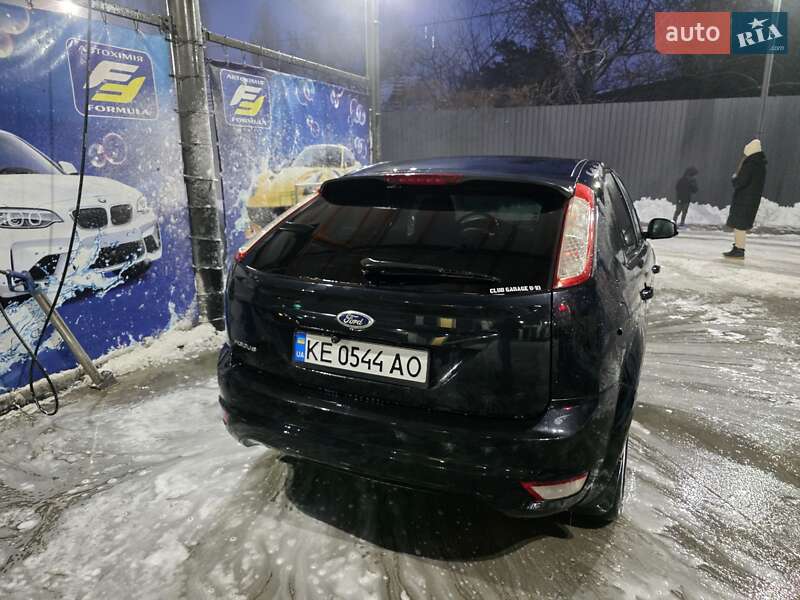 Хетчбек Ford Focus 2008 в Дніпрі