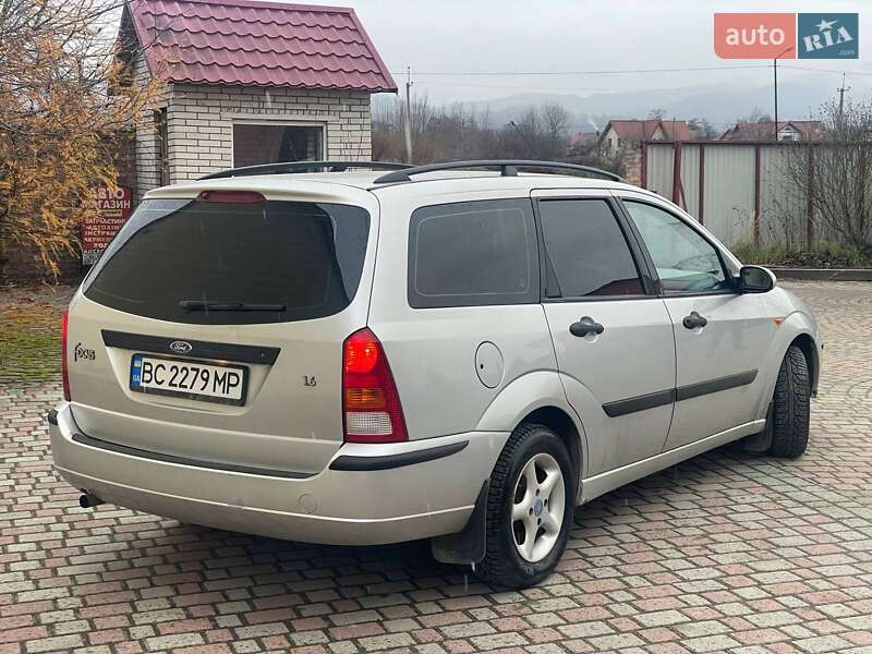 Универсал Ford Focus 2003 в Надворной
