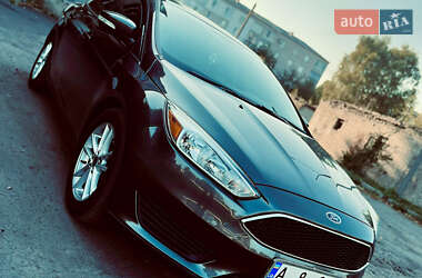 Седан Ford Focus 2015 в Першотравенске
