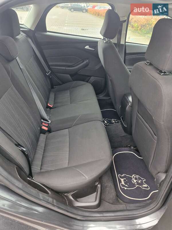 Хэтчбек Ford Focus 2016 в Емильчине фото 7 Хэтчбек Ford Focus 2016 в Емильчине