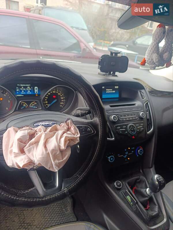 Универсал Ford Focus 2015 в Первомайске фото 4 Универсал Ford Focus 2015 в Первомайске