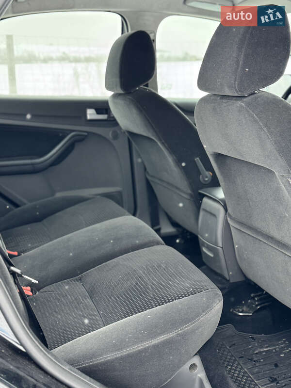 Седан Ford Focus 2005 в Ровно